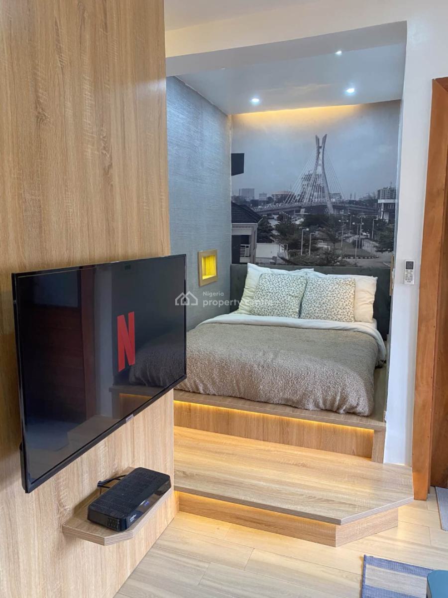 Nicely Furnished Studio Apartment, Lekki Phase 1, Lekki, Lagos, Flat / Apartment Short Let