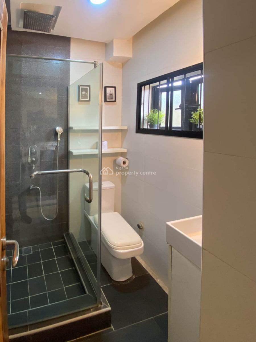 Nicely Furnished Studio Apartment, Lekki Phase 1, Lekki, Lagos, Flat / Apartment Short Let