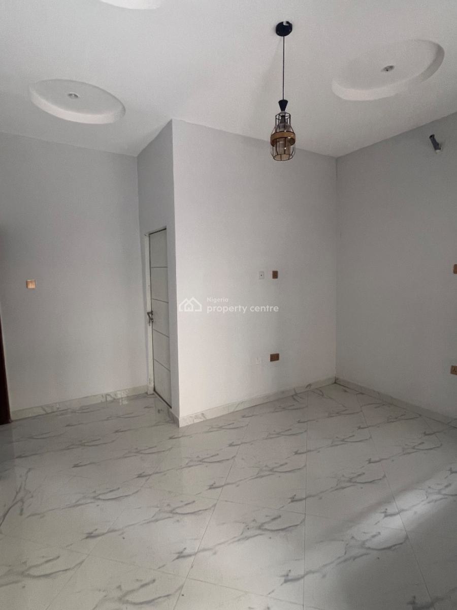Modern 5 Bedrooms Fully Detached House with En-suite Bedrooms + Bq, Gra Phase 2, Magodo, Lagos, Detached Duplex for Sale