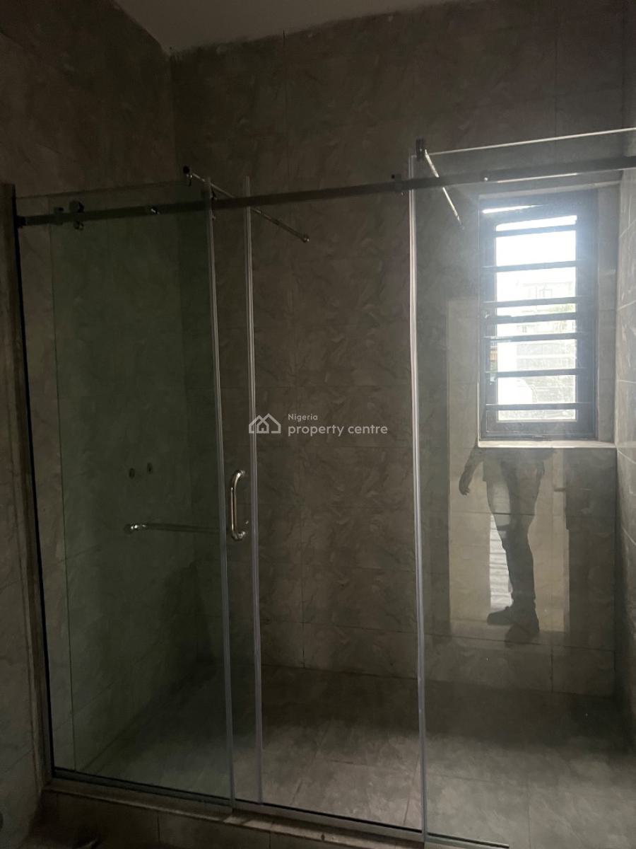 Modern 5 Bedrooms Fully Detached House with En-suite Bedrooms + Bq, Gra Phase 2, Magodo, Lagos, Detached Duplex for Sale