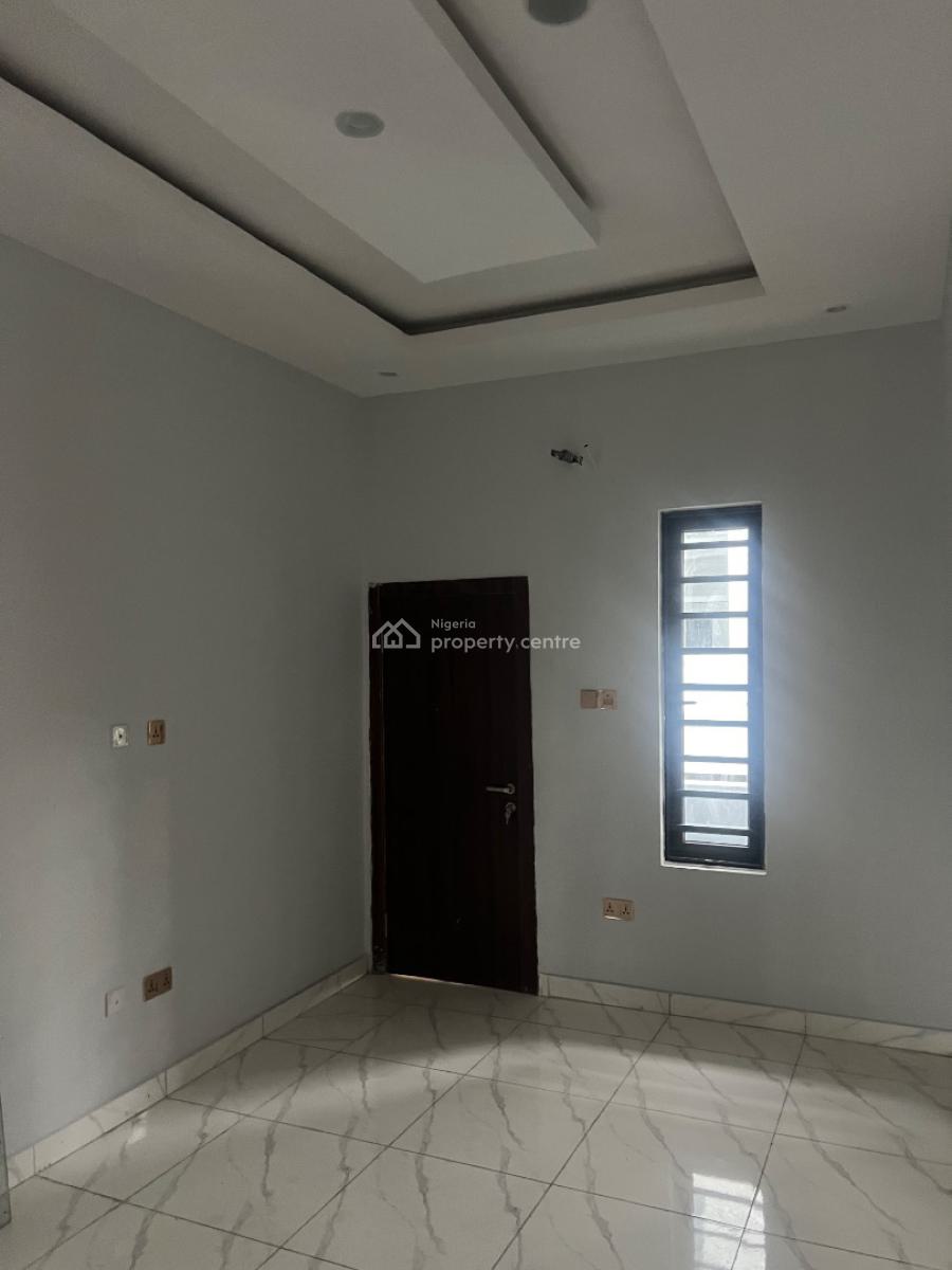 Modern 5 Bedrooms Fully Detached House with En-suite Bedrooms + Bq, Gra Phase 2, Magodo, Lagos, Detached Duplex for Sale