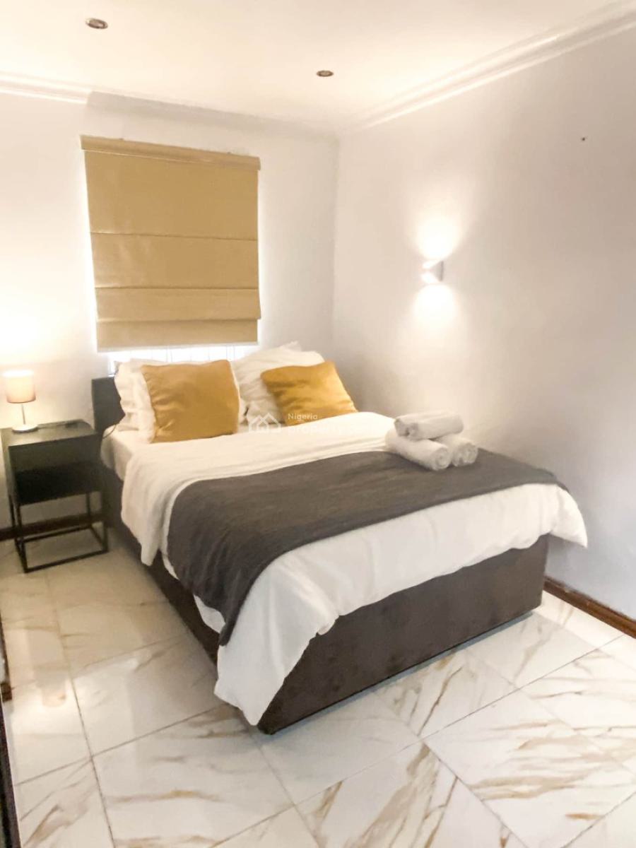 Nicely Furnished 1 Bedroom Apartment, Lekki Phase 1, Lekki, Lagos, Flat / Apartment Short Let