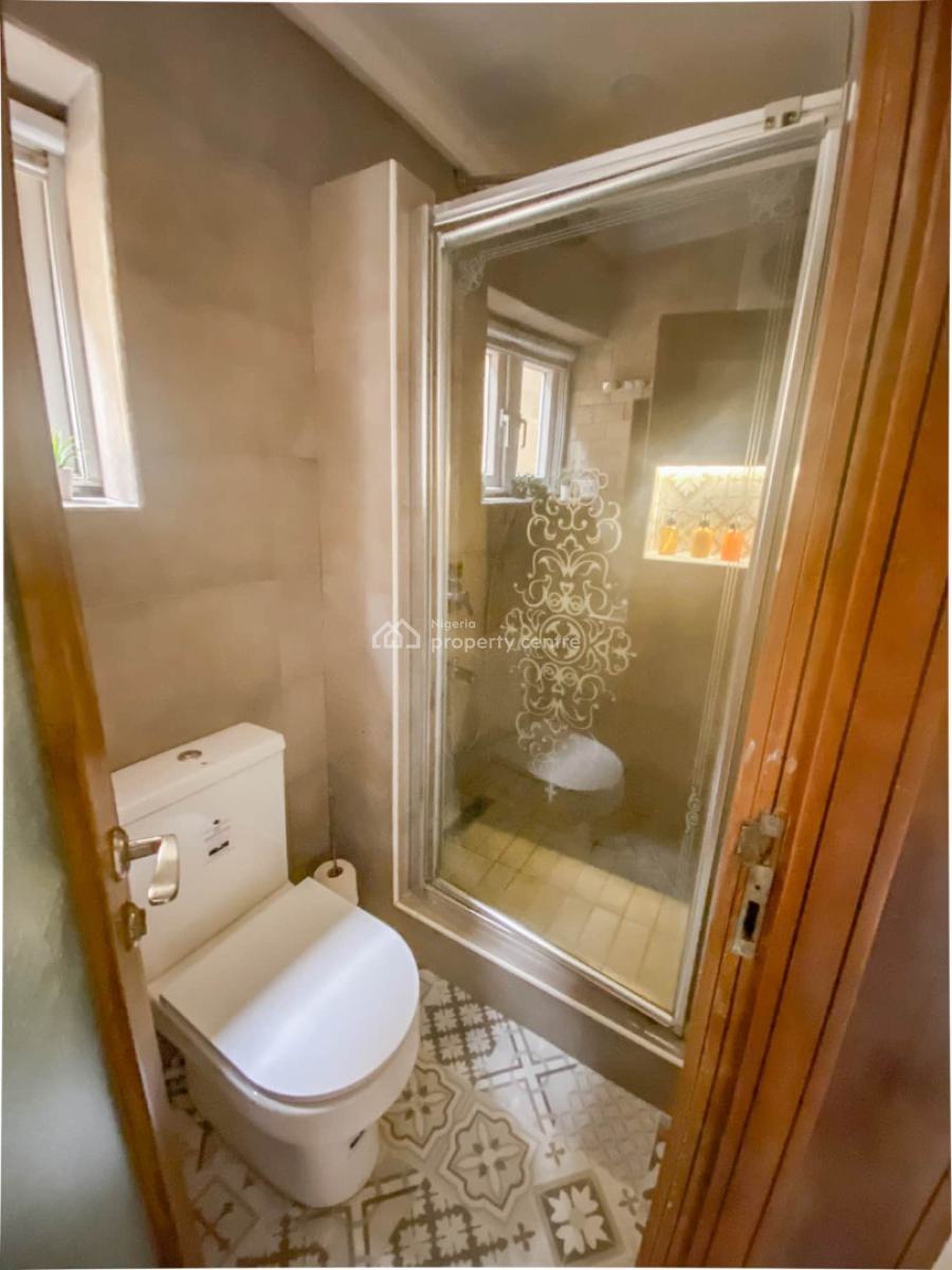 Nicely Furnished 1 Bedroom Apartment, Lekki Phase 1, Lekki, Lagos, Flat / Apartment Short Let