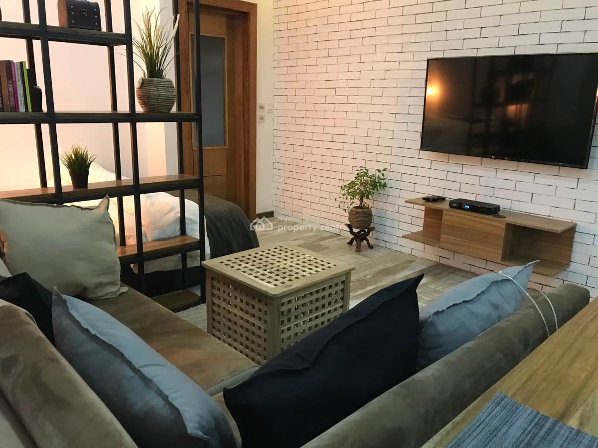 Nicely Furnished Studio Apartment, Lekki Phase 1, Lekki, Lagos, Flat / Apartment Short Let
