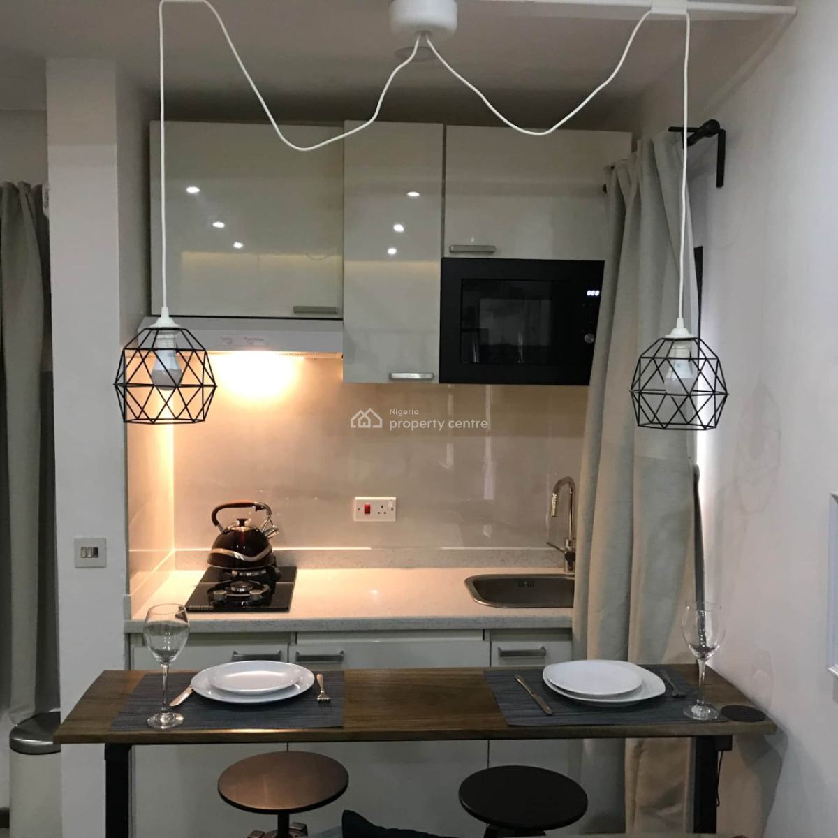 Nicely Furnished Studio Apartment, Lekki Phase 1, Lekki, Lagos, Flat / Apartment Short Let