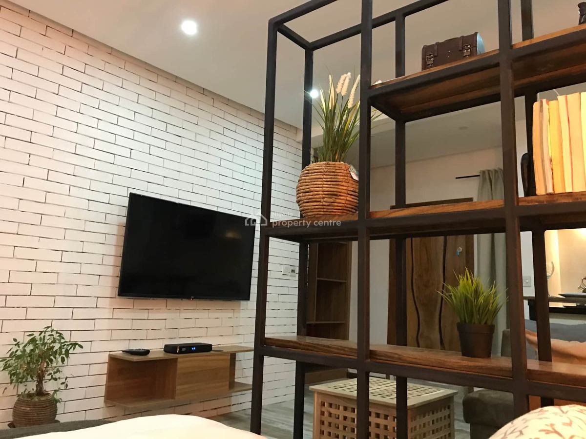 Nicely Furnished Studio Apartment, Lekki Phase 1, Lekki, Lagos, Flat / Apartment Short Let