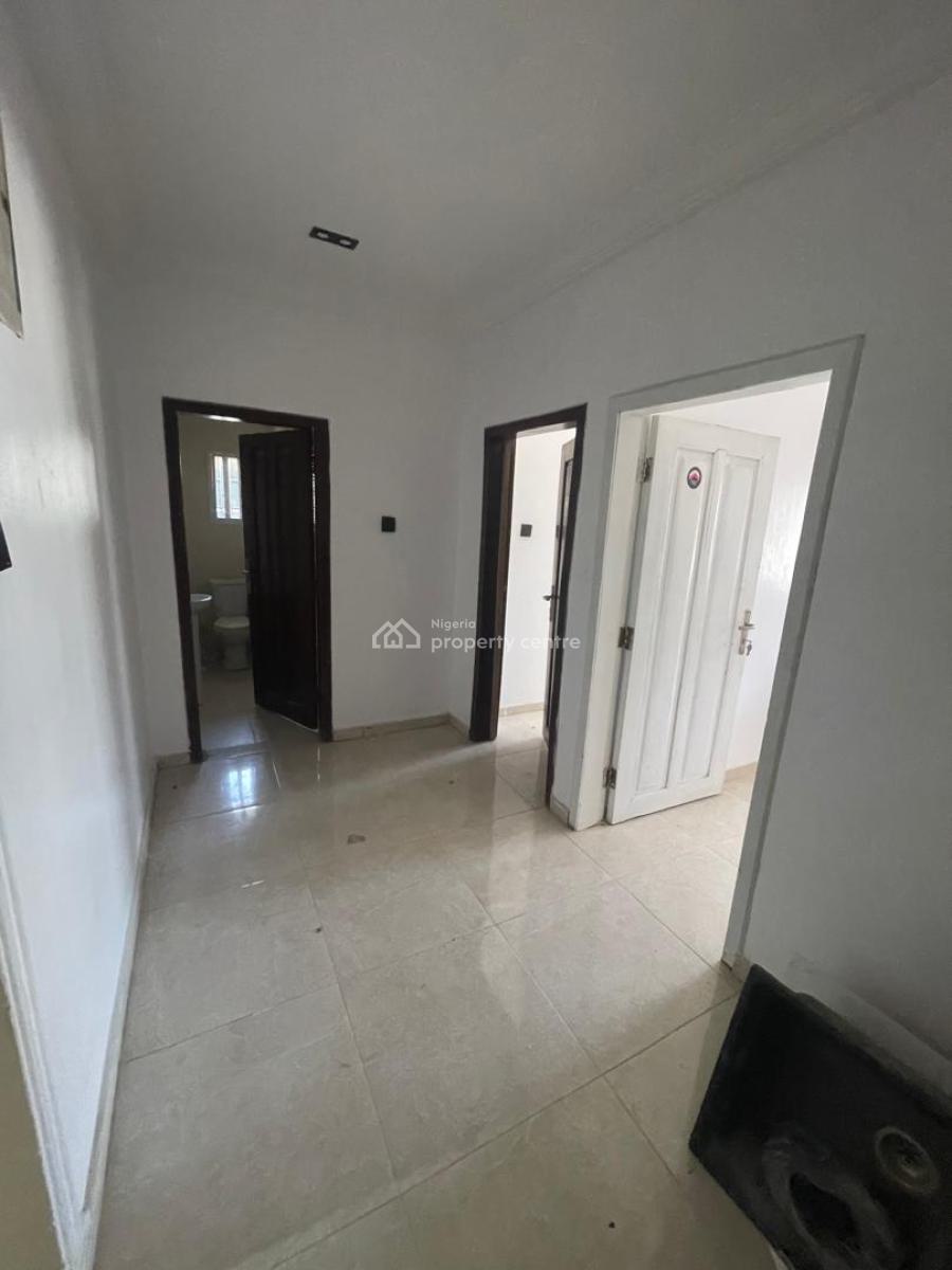 Luxury 3 Bedroom Apt Available  in a Serene Neighborhood, Ologolo, Lekki, Lagos, Flat / Apartment for Rent