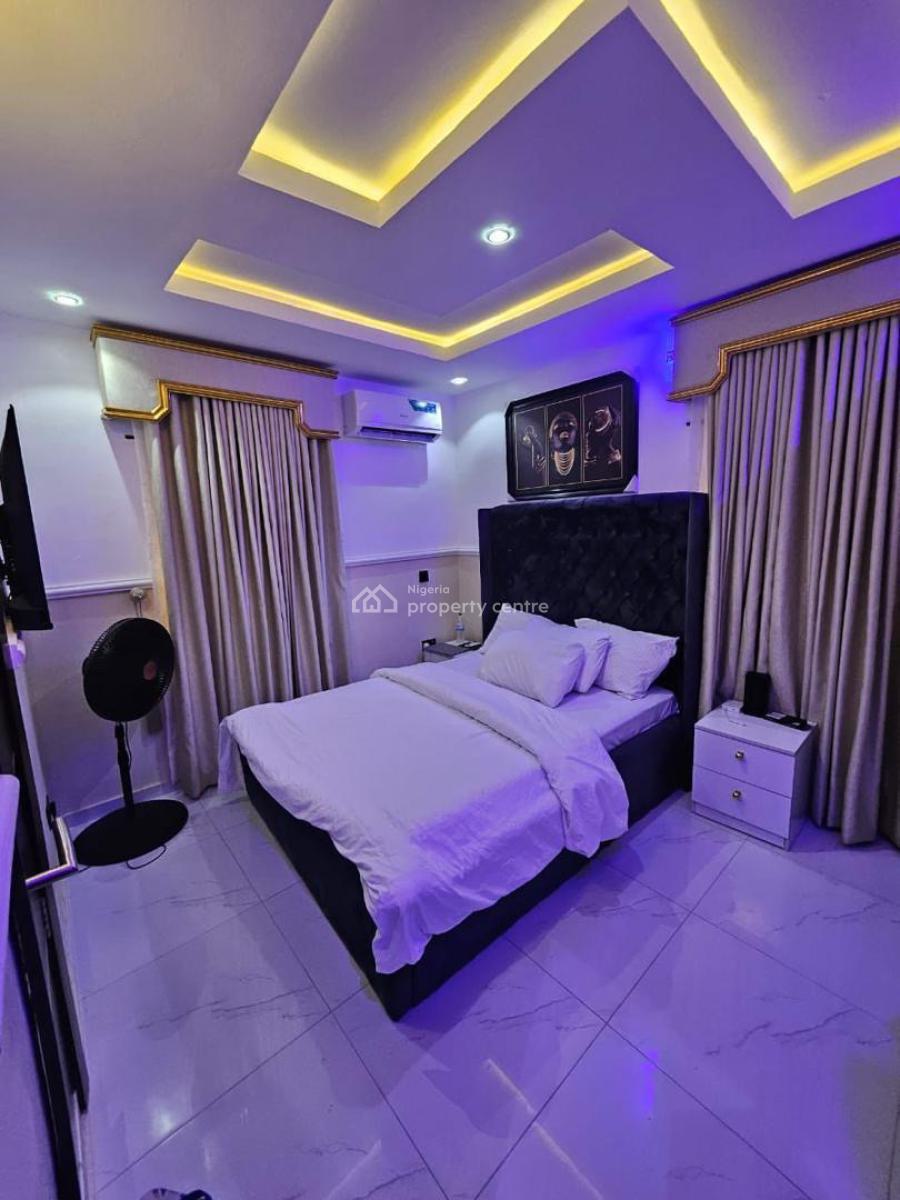 3 Bedrooms Apartment, Abesan Estate, Ipaja, Lagos, Flat / Apartment Short Let