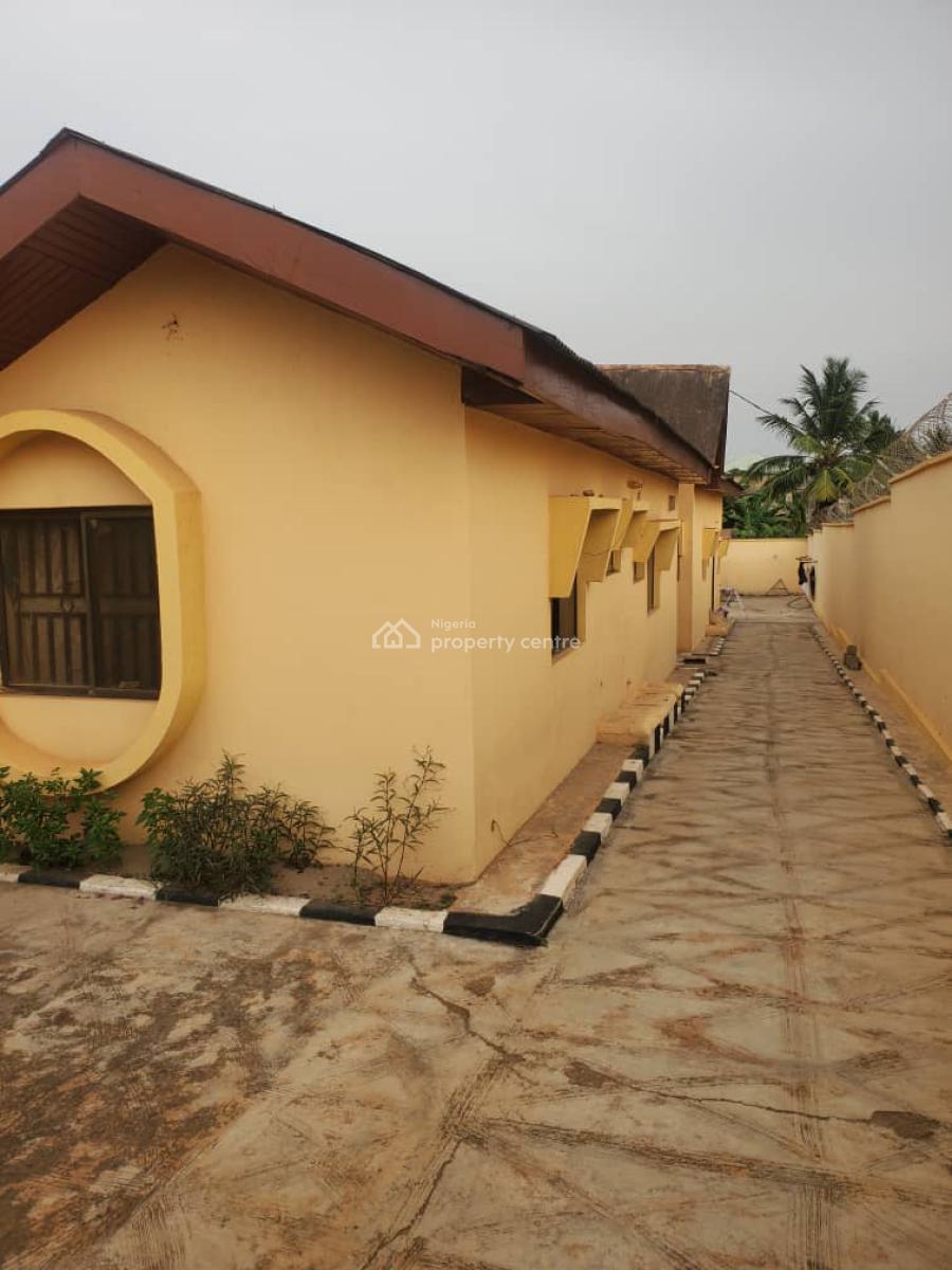 Alluring Block of Flat, Abeokuta North, Ogun, Block of Flats for Sale