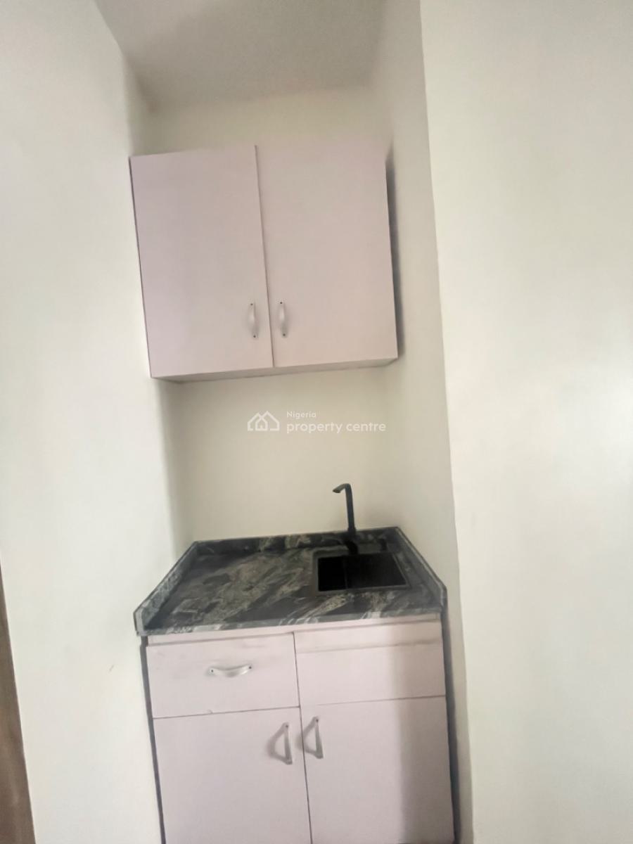 Studio Apartment/room, Ikota Gra, Ikota, Lekki, Lagos, Flat / Apartment for Rent