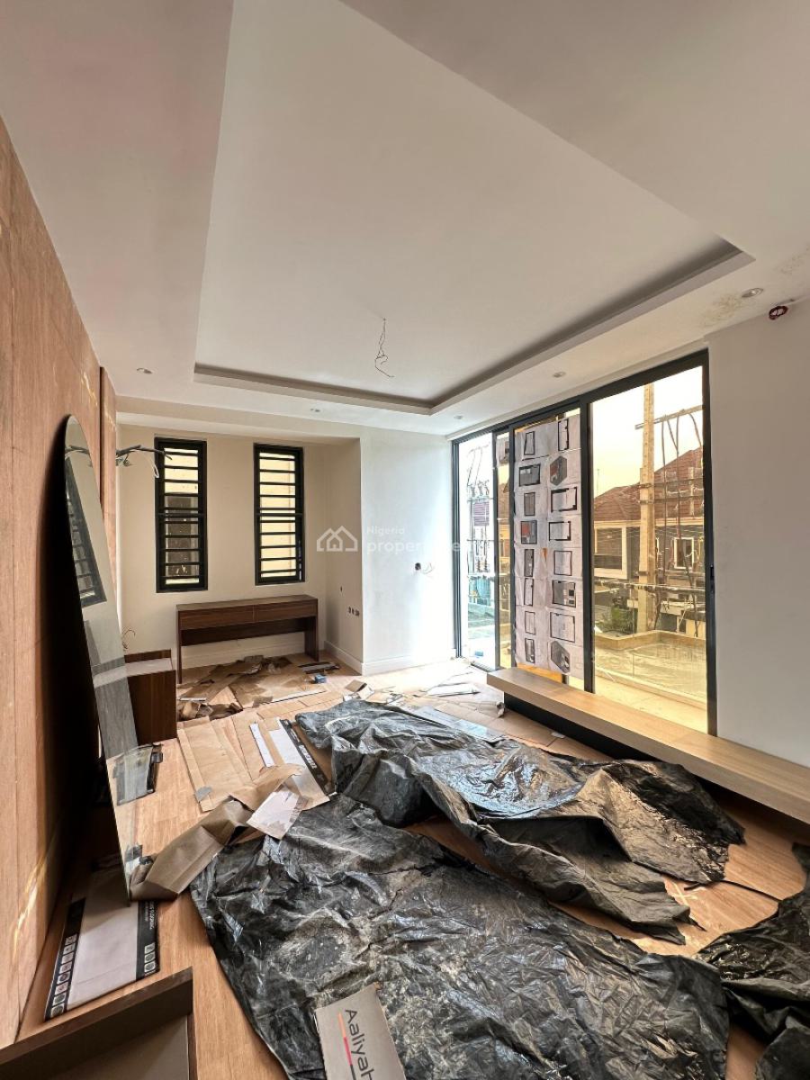 Well Built 3 Bedroom Apartment with Swimming Pool, Gym and Elevator, Lekki Phase 1, Lekki, Lagos, Flat / Apartment for Sale