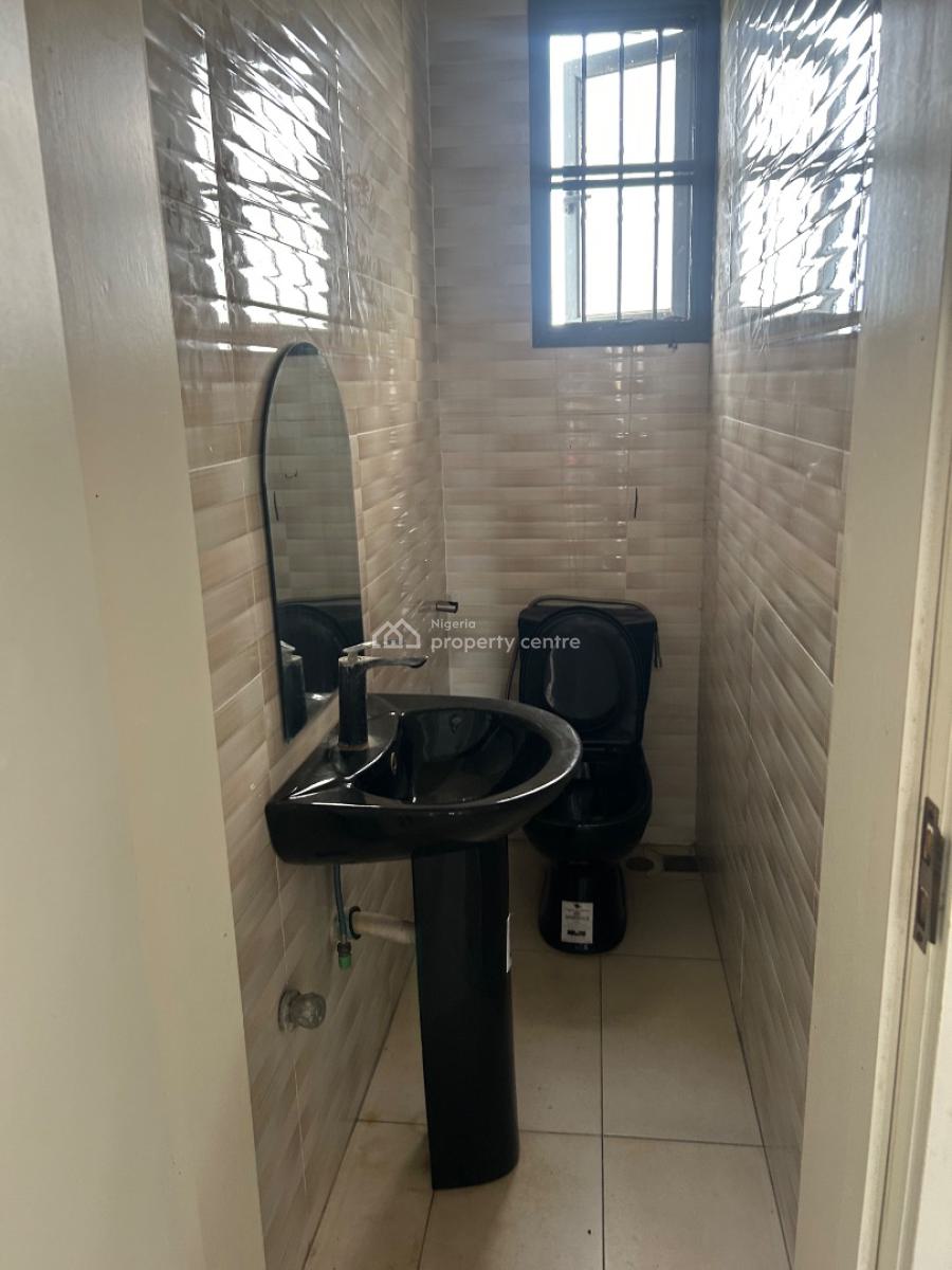 Luxury 2bedrooms Flat, 35, Legacy Boulevard Street, Ocean Bay Estate, Lafiaji, Lekki, Lagos, Flat / Apartment for Sale