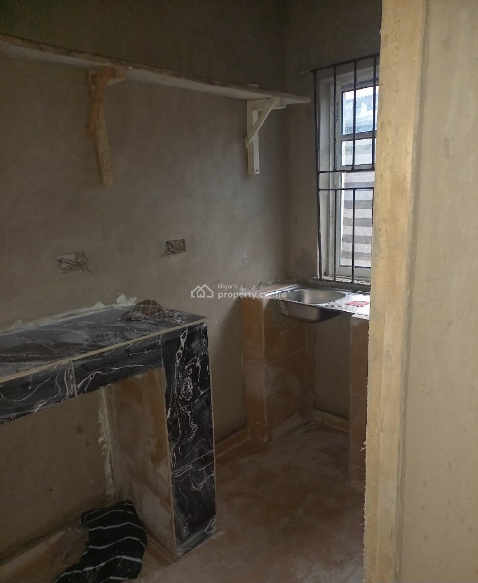 a Block of 4nos 2-bedroom Flat in an Estate with band a Power Supply, Ahmadiya, Off Lagos-abeokuta Expressway, Ojokoro, Ifako-ijaiye, Lagos, Flat / Apartment for Rent