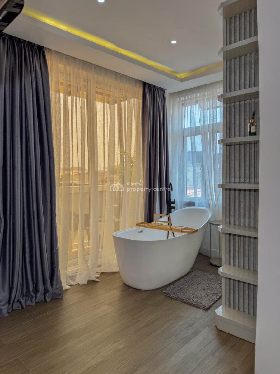 Nicely Furnished 1 Bedroom Apartment, Lekki Phase 1, Lekki, Lagos, Flat / Apartment Short Let