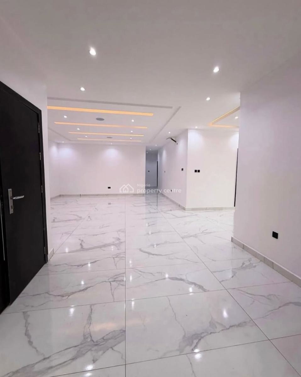 3 Bedroom Apartment, Lekki Phase 1, Lekki, Lagos, Flat / Apartment for Sale