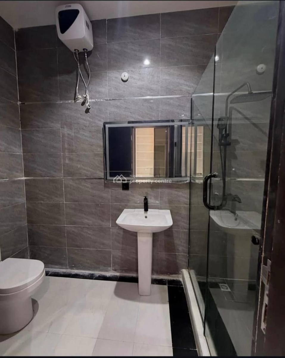 3 Bedroom Apartment, Lekki Phase 1, Lekki, Lagos, Flat / Apartment for Sale
