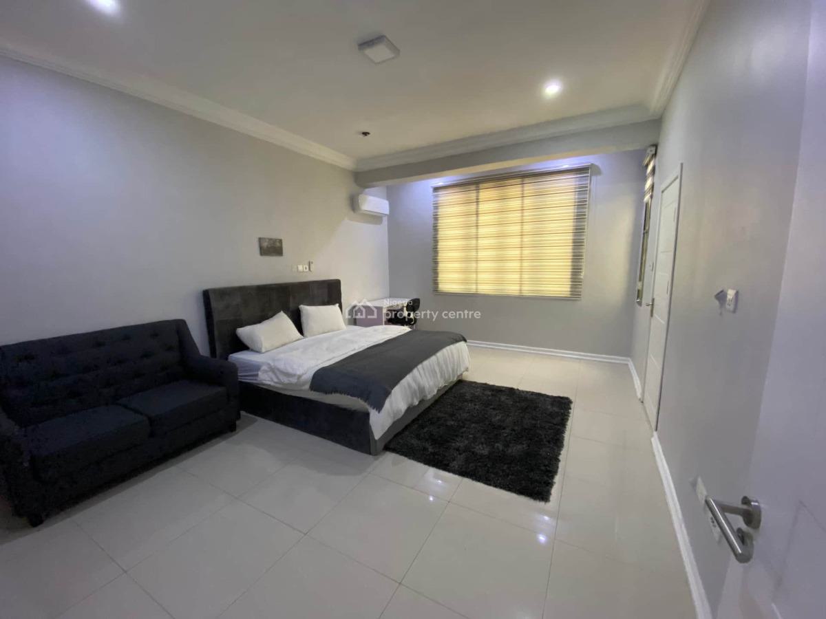 Nicely Furnished 2 Bedroom Apartment, Ikate Elegushi, Lekki, Lagos, Flat / Apartment Short Let