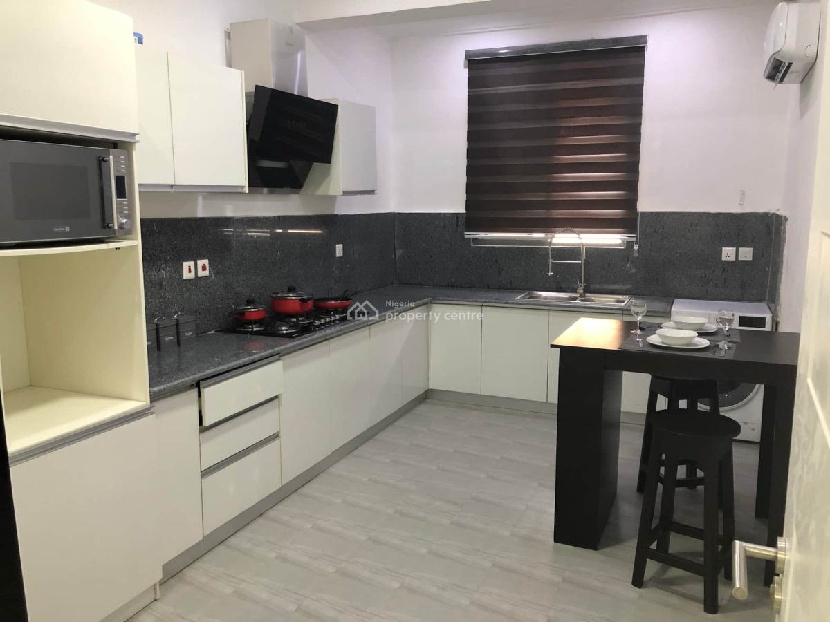 Nicely Furnished 2 Bedroom Apartment, Ikate Elegushi, Lekki, Lagos, Flat / Apartment Short Let