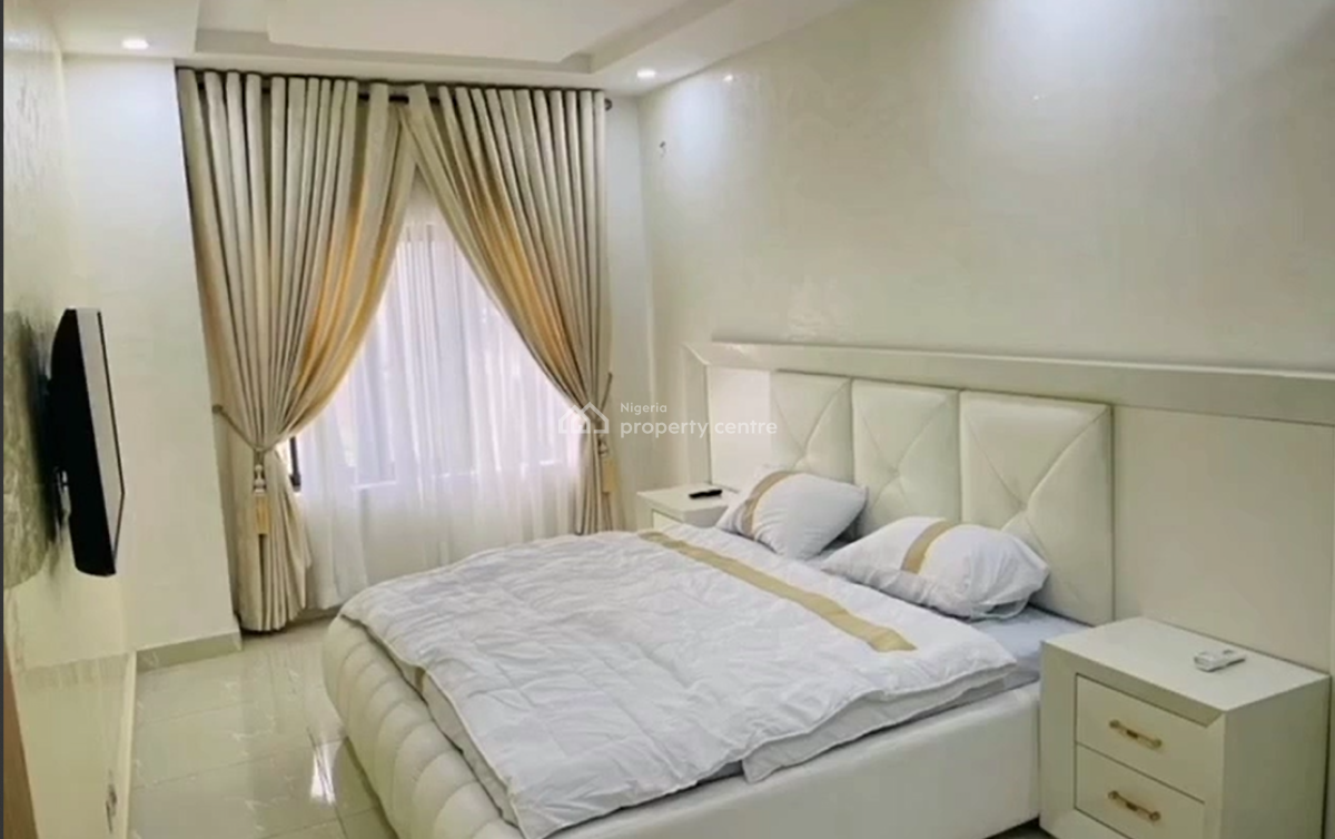 Nicely Furnished 4 Bedroom Apartment, Ikate, Lekki, Lagos, Flat / Apartment Short Let