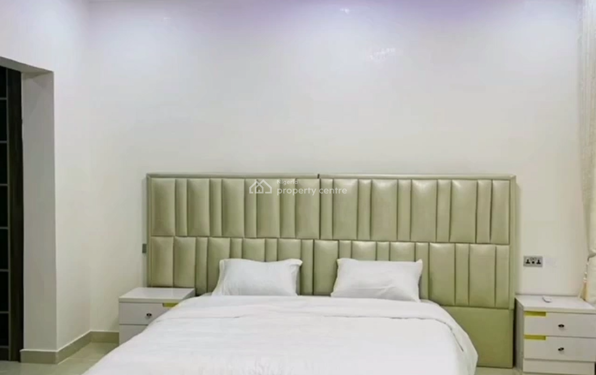 Nicely Furnished 4 Bedroom Apartment, Ikate, Lekki, Lagos, Flat / Apartment Short Let