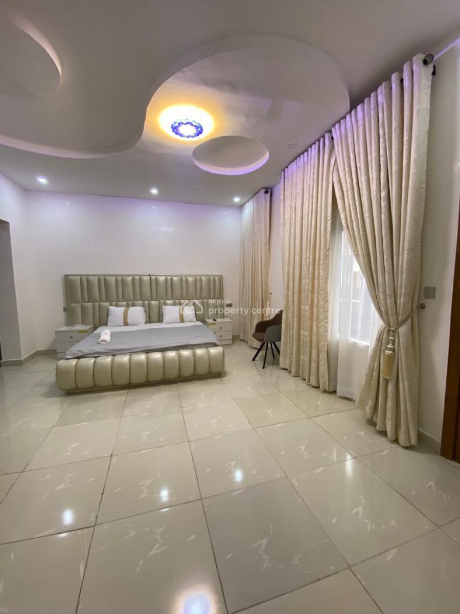Nicely Furnished 4 Bedroom Apartment, Ikate, Lekki, Lagos, Flat / Apartment Short Let