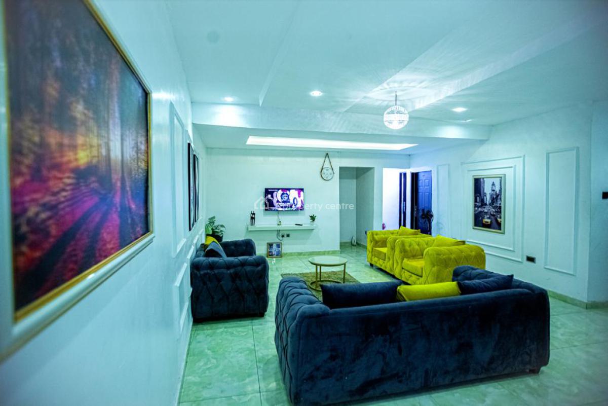 Nicely Furnished 2 Bedroom Apartment, Gbagada, Lagos, Flat / Apartment Short Let
