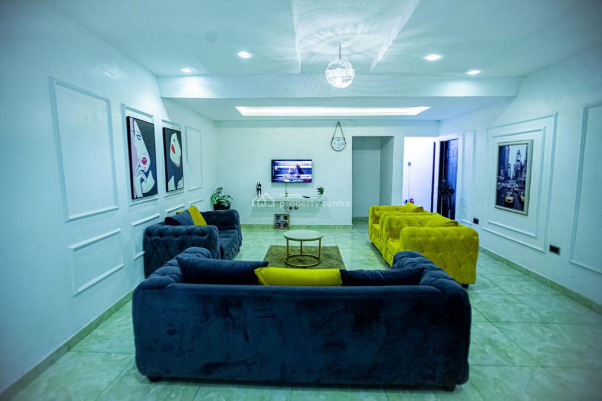 Nicely Furnished 2 Bedroom Apartment, Gbagada, Lagos, Flat / Apartment Short Let