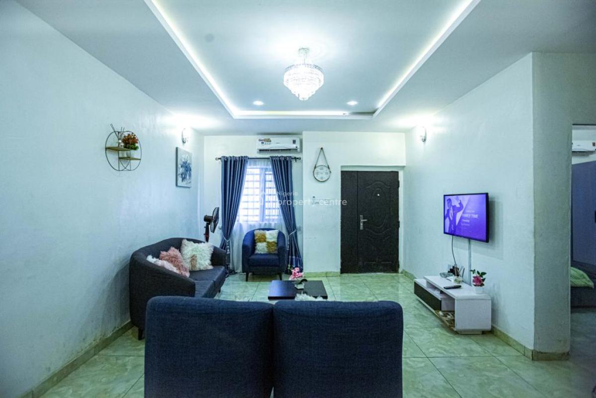 Nicely Furnished 2 Bedroom Apartment, Gbagada, Lagos, Flat / Apartment Short Let