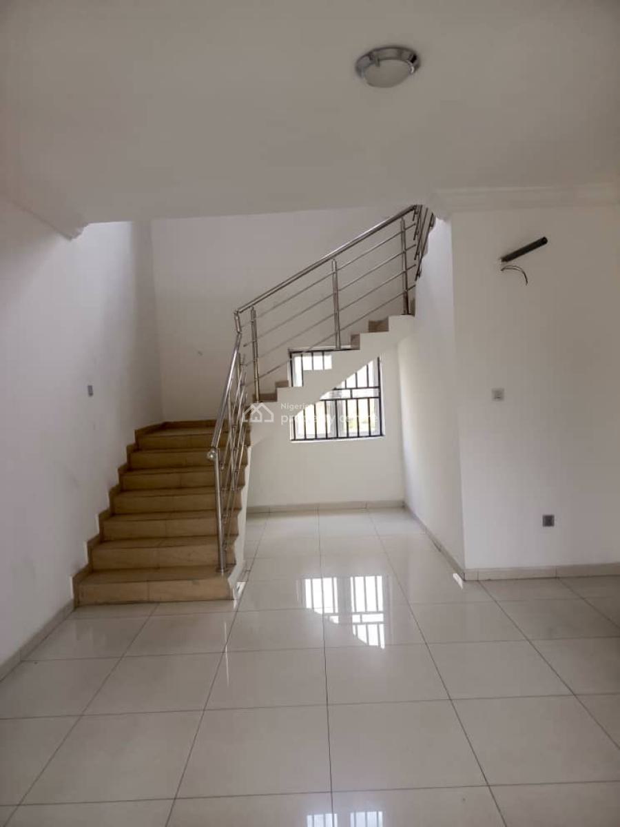 Spacious 4bedroom, Lekki Phase 1, Lekki, Lagos, Detached Duplex for Rent
