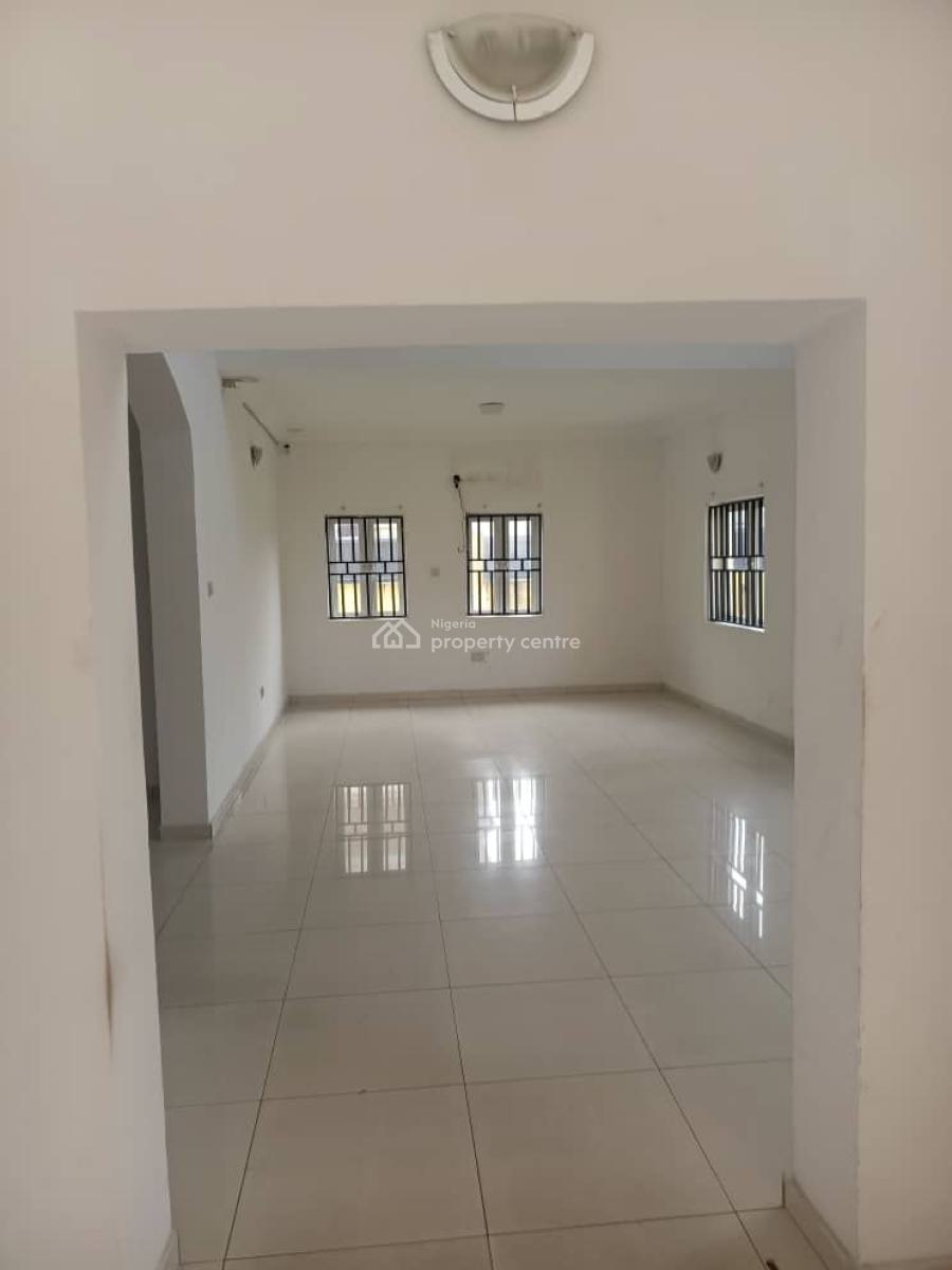 Spacious 4bedroom, Lekki Phase 1, Lekki, Lagos, Detached Duplex for Rent
