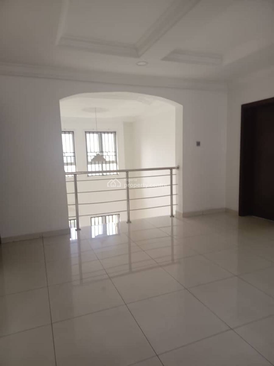 Spacious 4bedroom, Lekki Phase 1, Lekki, Lagos, Detached Duplex for Rent