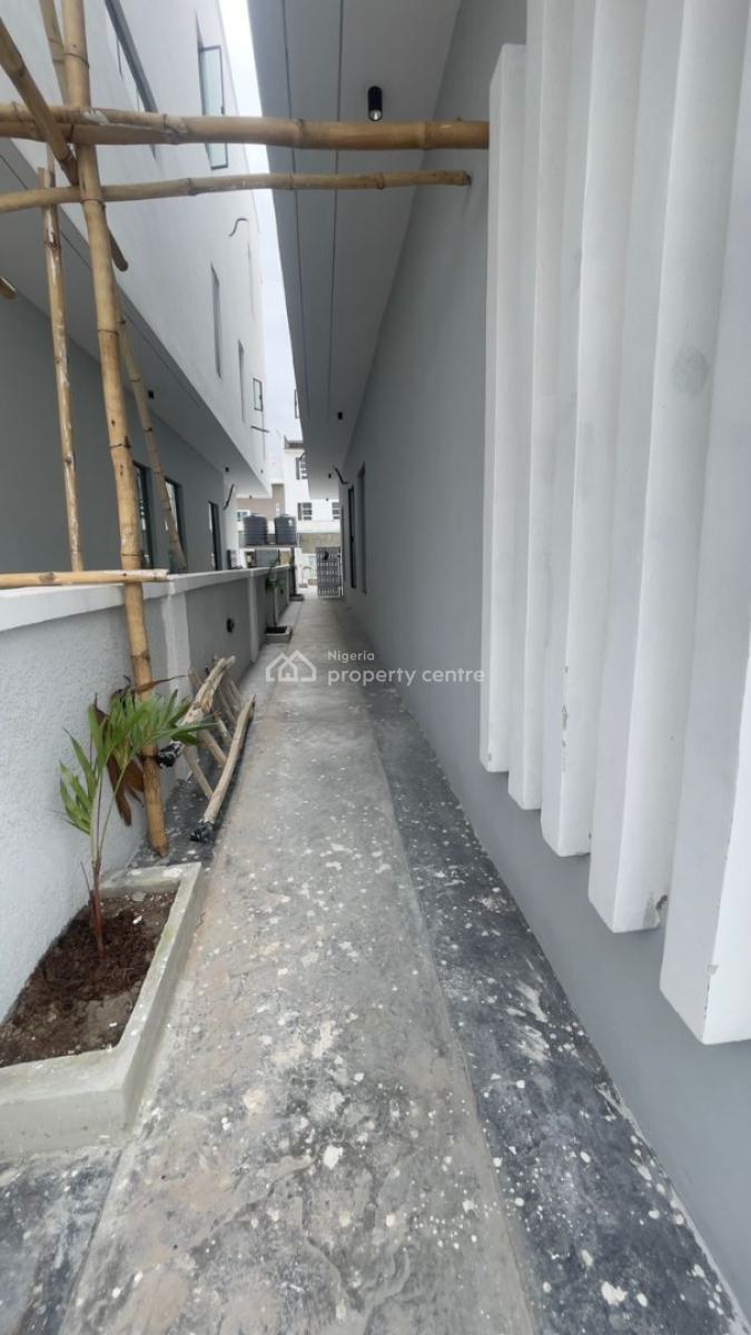 5 Bedroom Full Detached, Lekki, Lekki Phase 2, Lekki, Lagos, Detached Duplex for Sale