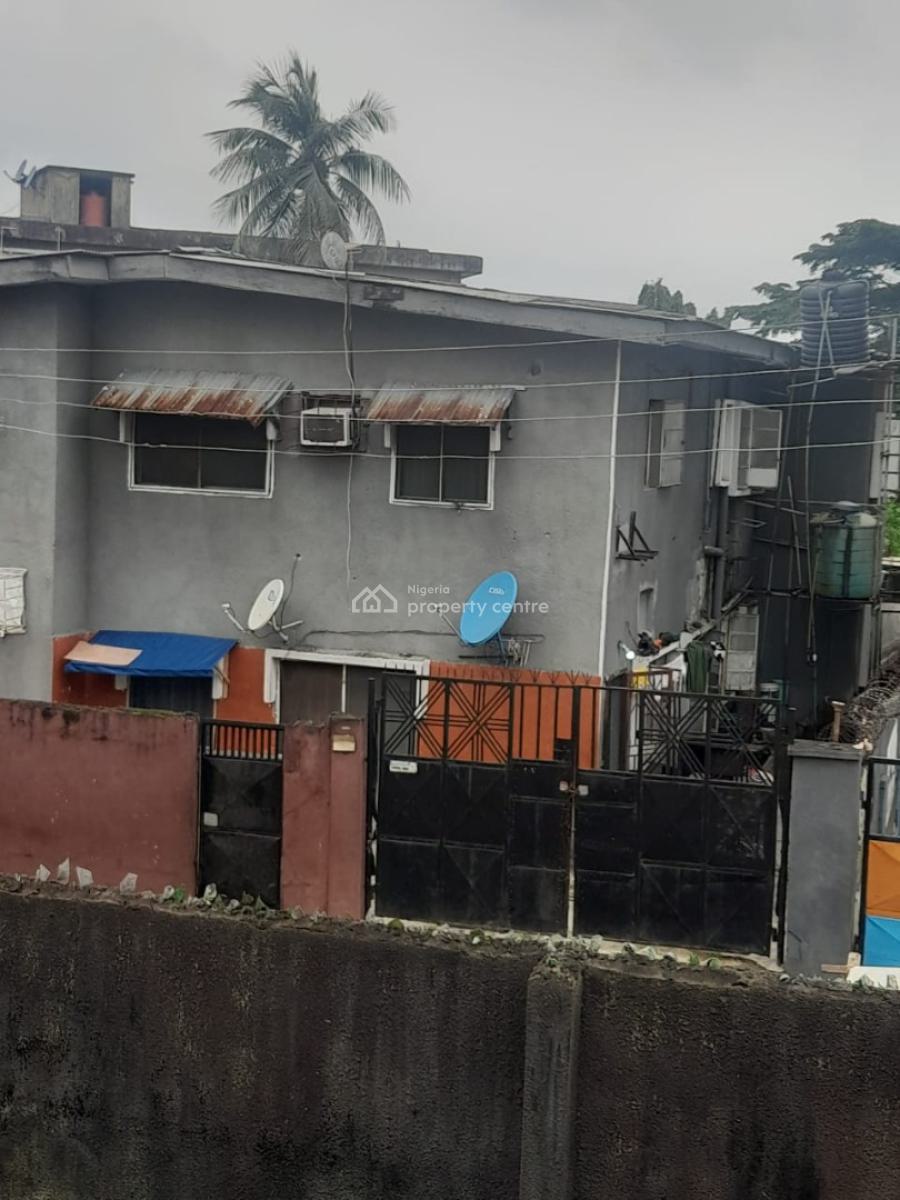 a Storey Building, Off Owokoniran Street By Akobi Crescent, Surulere, Lagos, Block of Flats for Sale