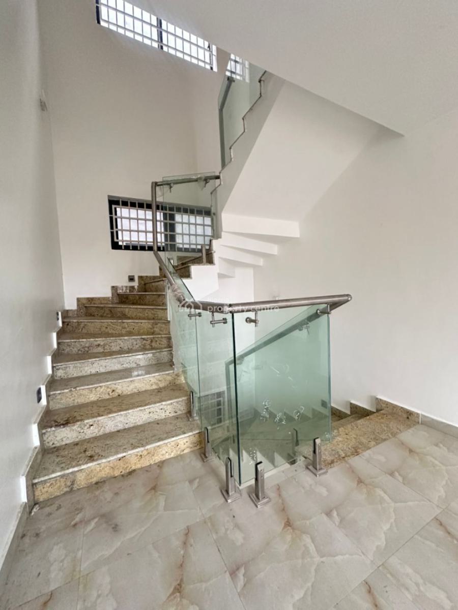 Affordable 5 Bedroom Fully Detached with Bq, Suits for Investment, Freedom Way Lekki Phase One, Lekki Phase 1, Lekki, Lagos, Detached Duplex for Sale