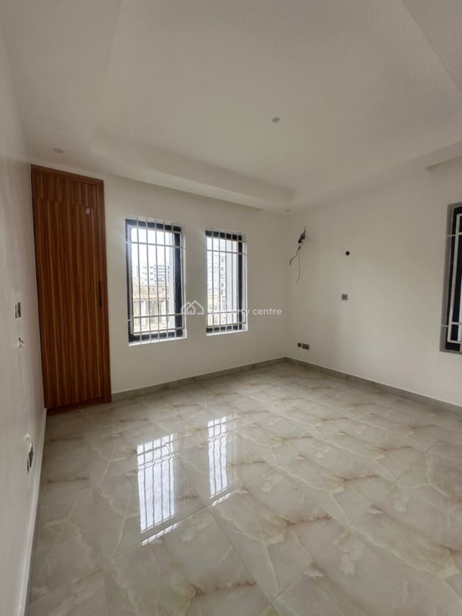 Affordable 5 Bedroom Fully Detached with Bq, Suits for Investment, Freedom Way Lekki Phase One, Lekki Phase 1, Lekki, Lagos, Detached Duplex for Sale