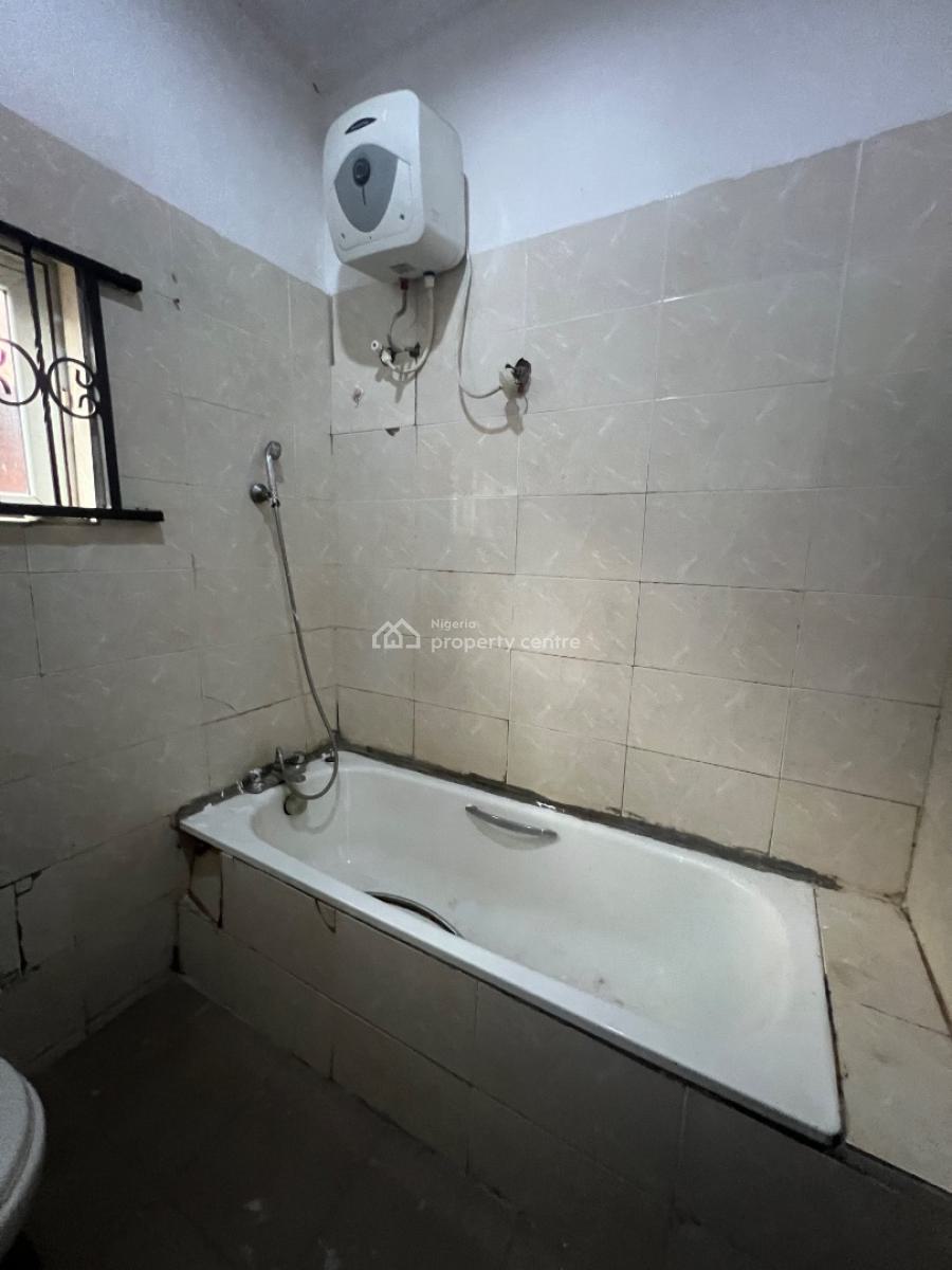 Spacious 3 Bedroom Apartment, Lbs Estate, Olokonla, Ajah, Lagos, Flat / Apartment for Rent
