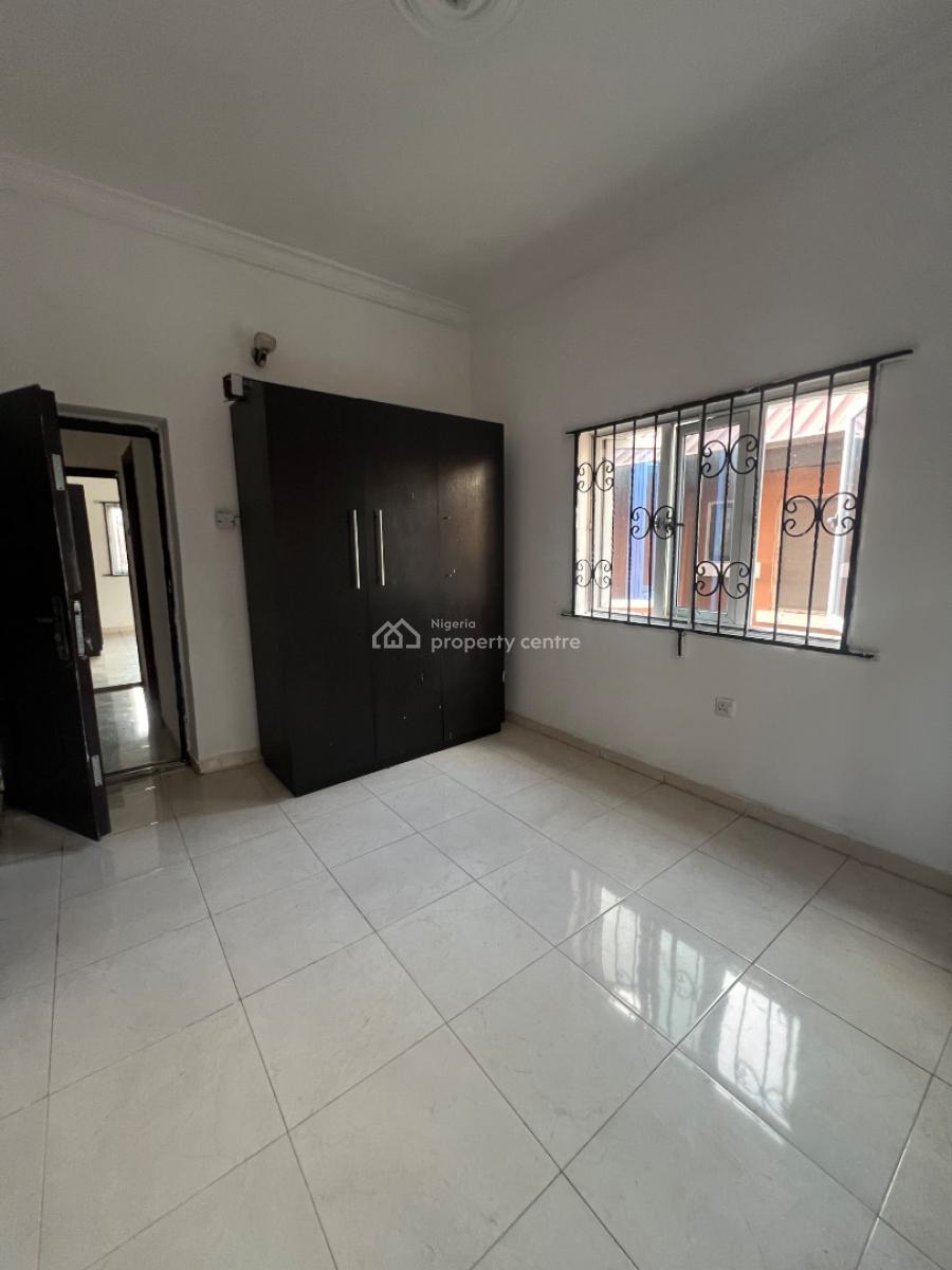 Spacious 3 Bedroom Apartment, Lbs Estate, Olokonla, Ajah, Lagos, Flat / Apartment for Rent