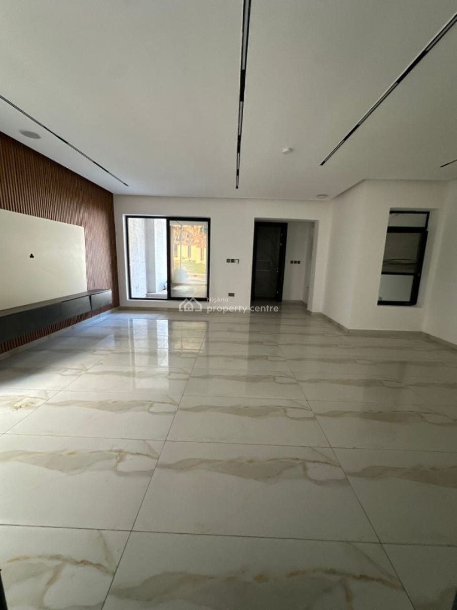 Luxurious 4 Bedrooms Terrace, Guzape District, Abuja, Terraced Duplex for Sale