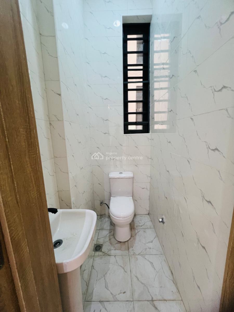 2bedroom Flat, Ologolo, Lekki, Lagos, Flat / Apartment for Sale
