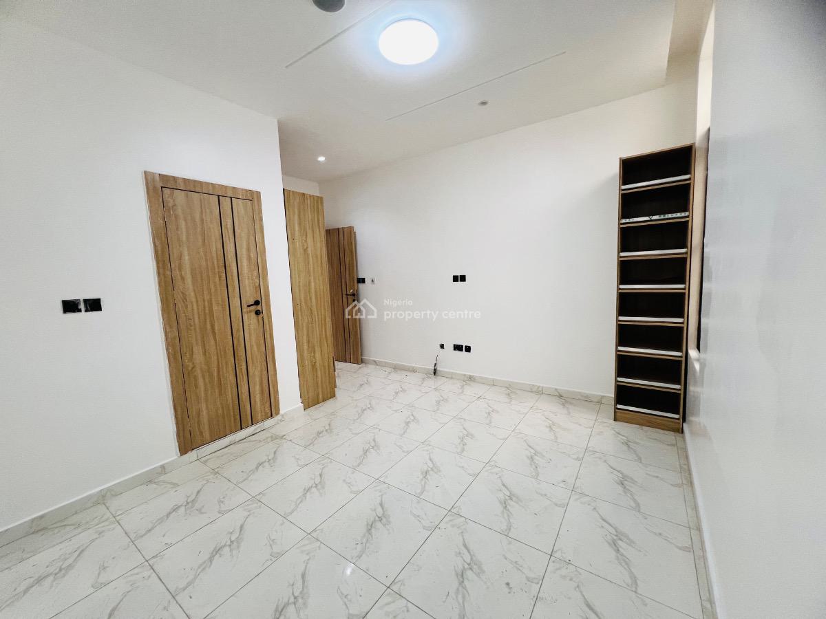 2bedroom Flat, Ologolo, Lekki, Lagos, Flat / Apartment for Sale