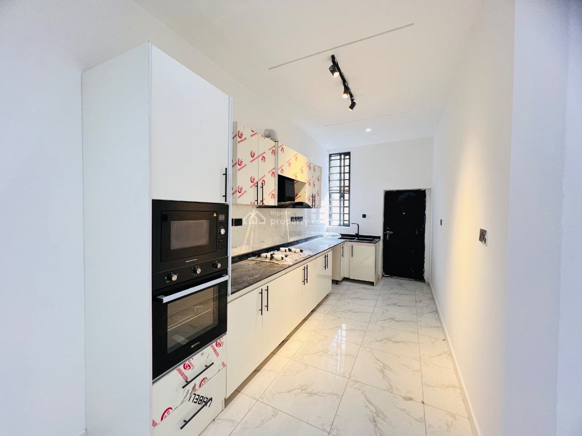 2bedroom Flat, Ologolo, Lekki, Lagos, Flat / Apartment for Sale