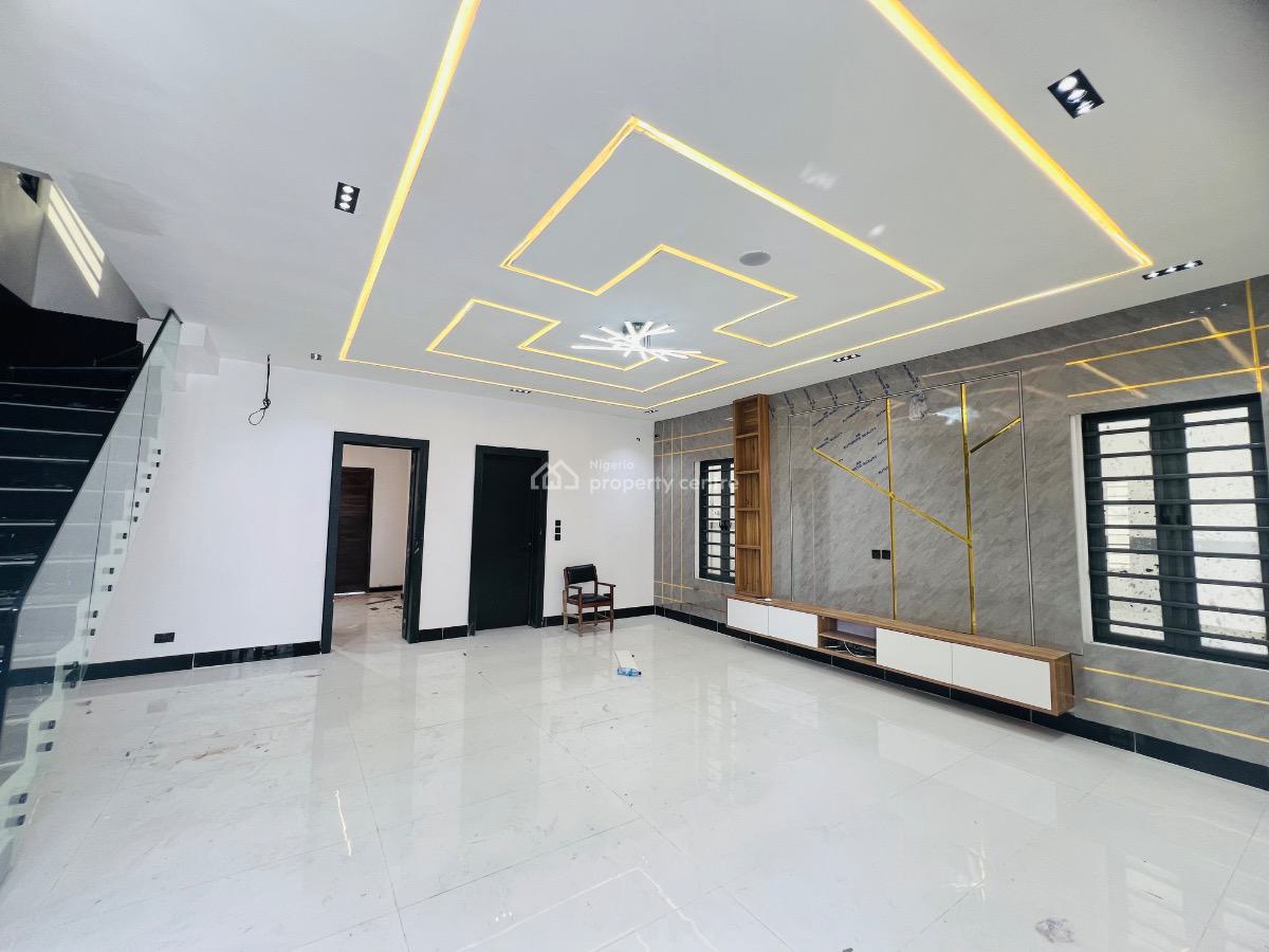 5 Bedroom Detached Duplex with Bq, Ologolo, Lekki, Lagos, Detached Duplex for Sale
