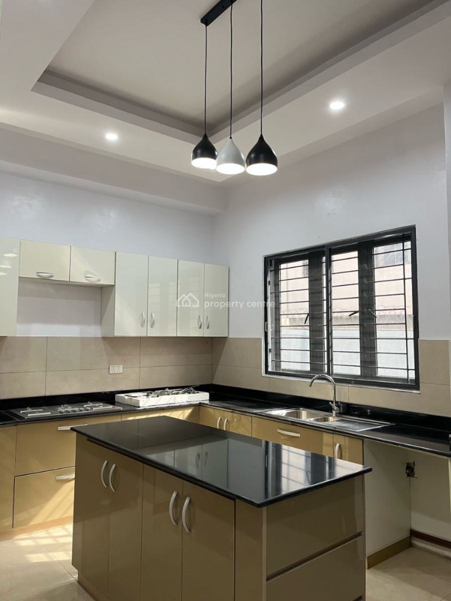 Ogudu Gra Ramat 5 Bedroom Fully Detached House with One Room Bq on 400, Ramlat, Ogudu, Lagos, Detached Duplex for Sale