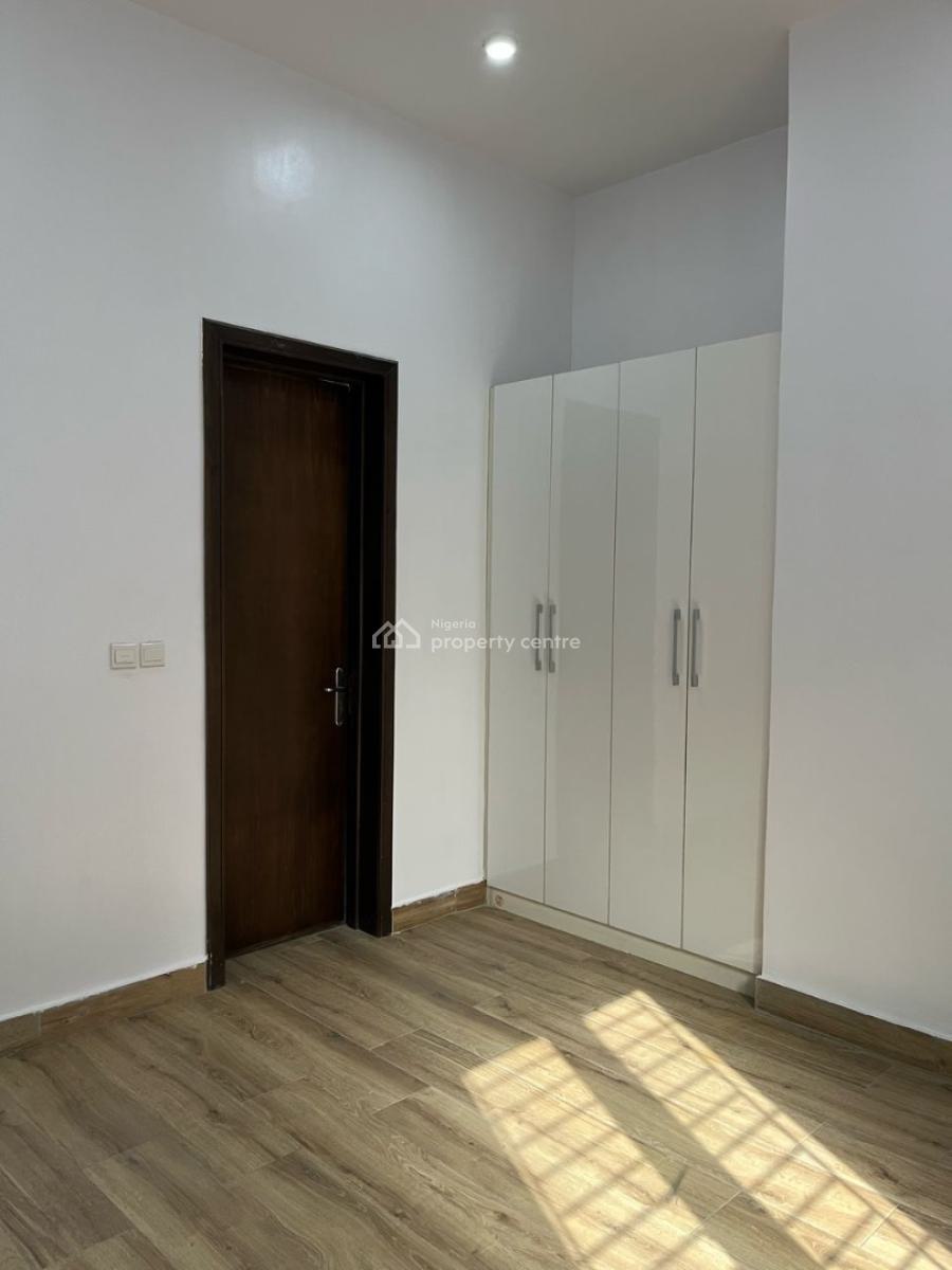 Ogudu Gra Ramat 5 Bedroom Fully Detached House with One Room Bq on 400, Ramlat, Ogudu, Lagos, Detached Duplex for Sale