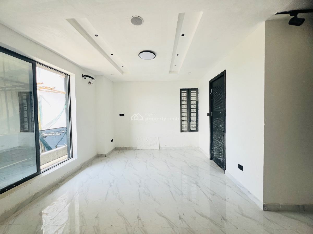 1bedroom Apartment, Ologolo, Lekki, Lagos, Mini Flat (room and Parlour) for Sale