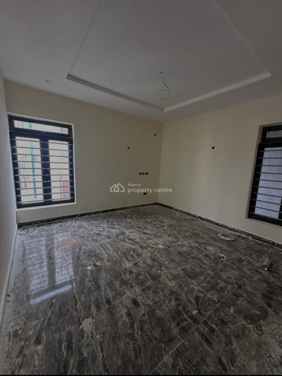 Nice 3 Bedrooms Apartment, Life Camp, Abuja, Flat / Apartment for Sale