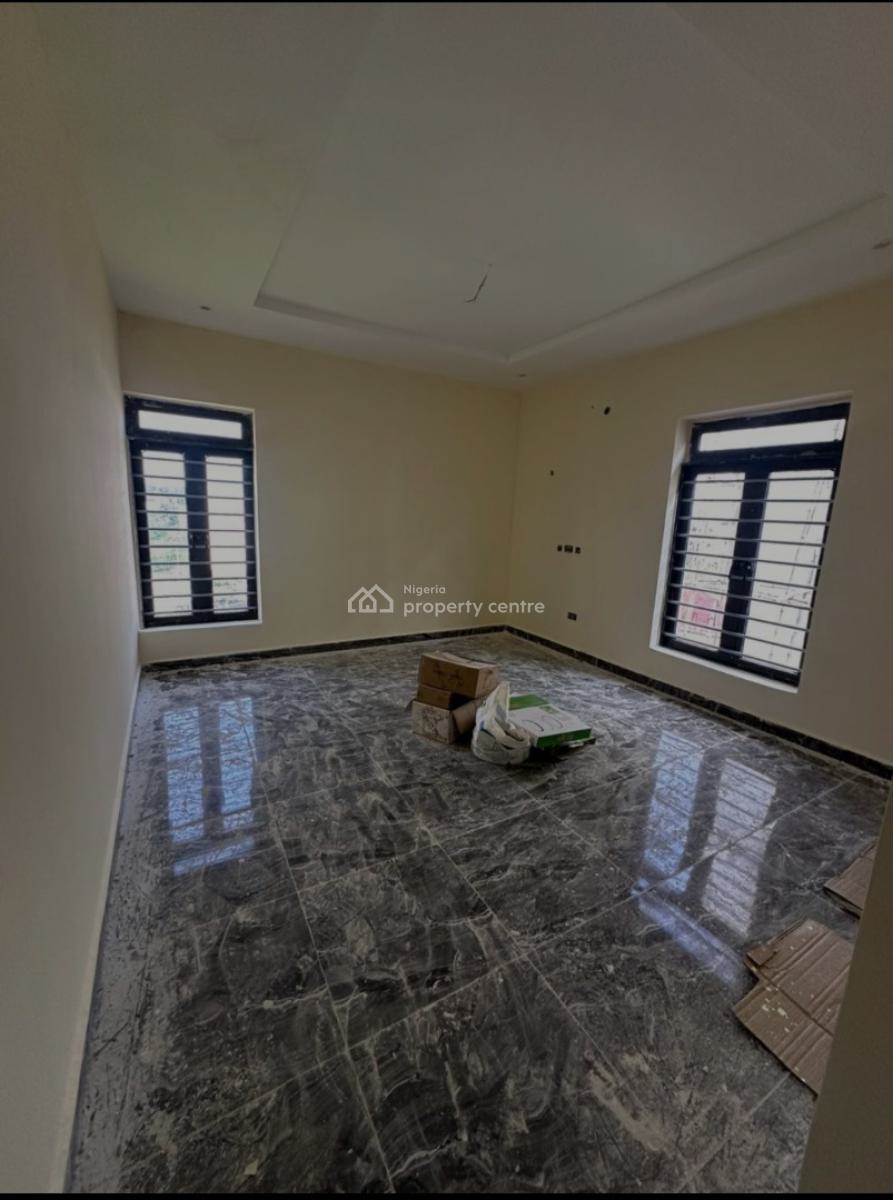 Nice 3 Bedrooms Apartment, Life Camp, Abuja, Flat / Apartment for Sale