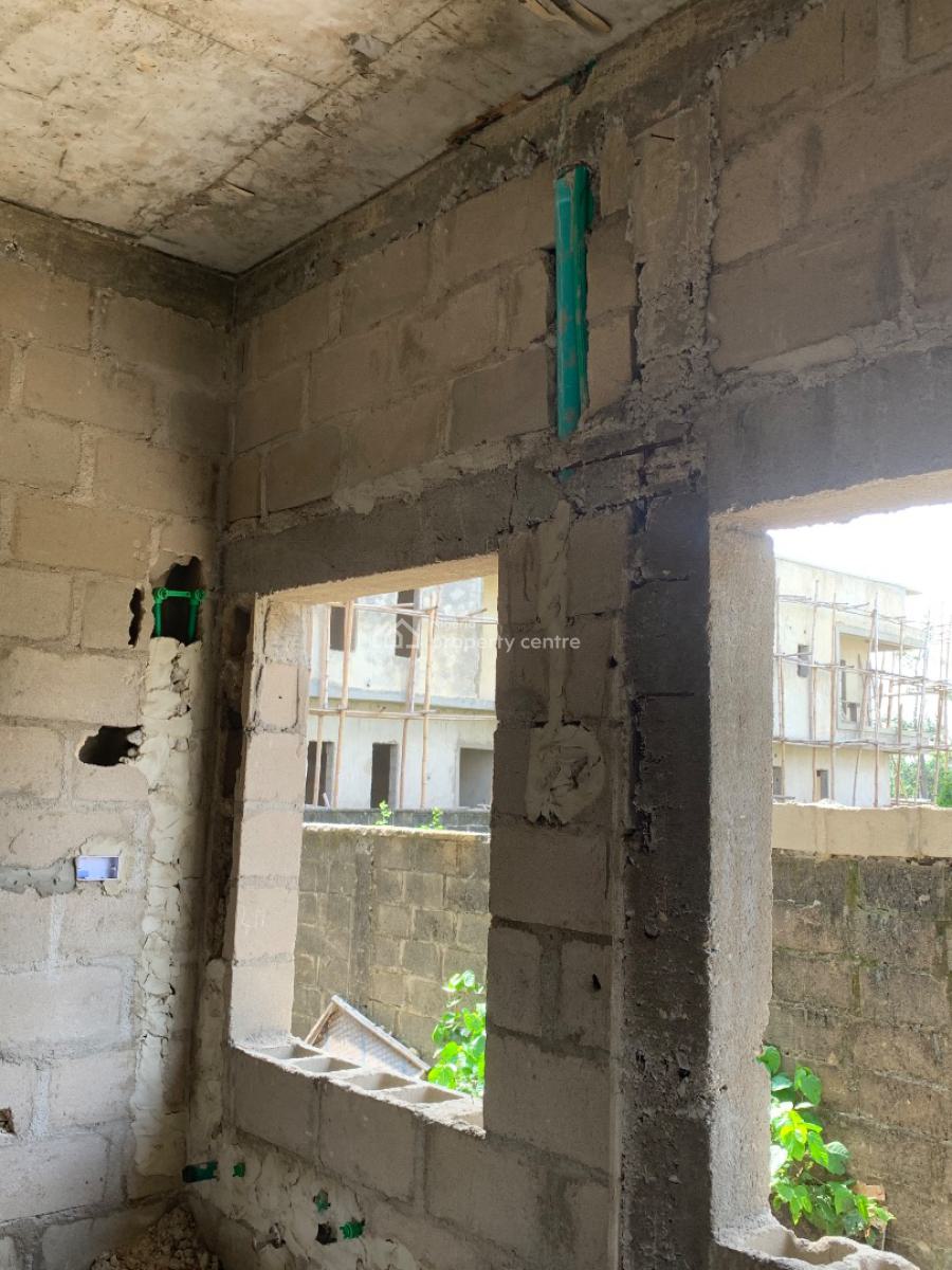 2 Bedroom Apartment with Gym and Swimming Pool, Lekki Scheme 2, Lekki Phase 2, Lekki, Lagos, Block of Flats for Sale