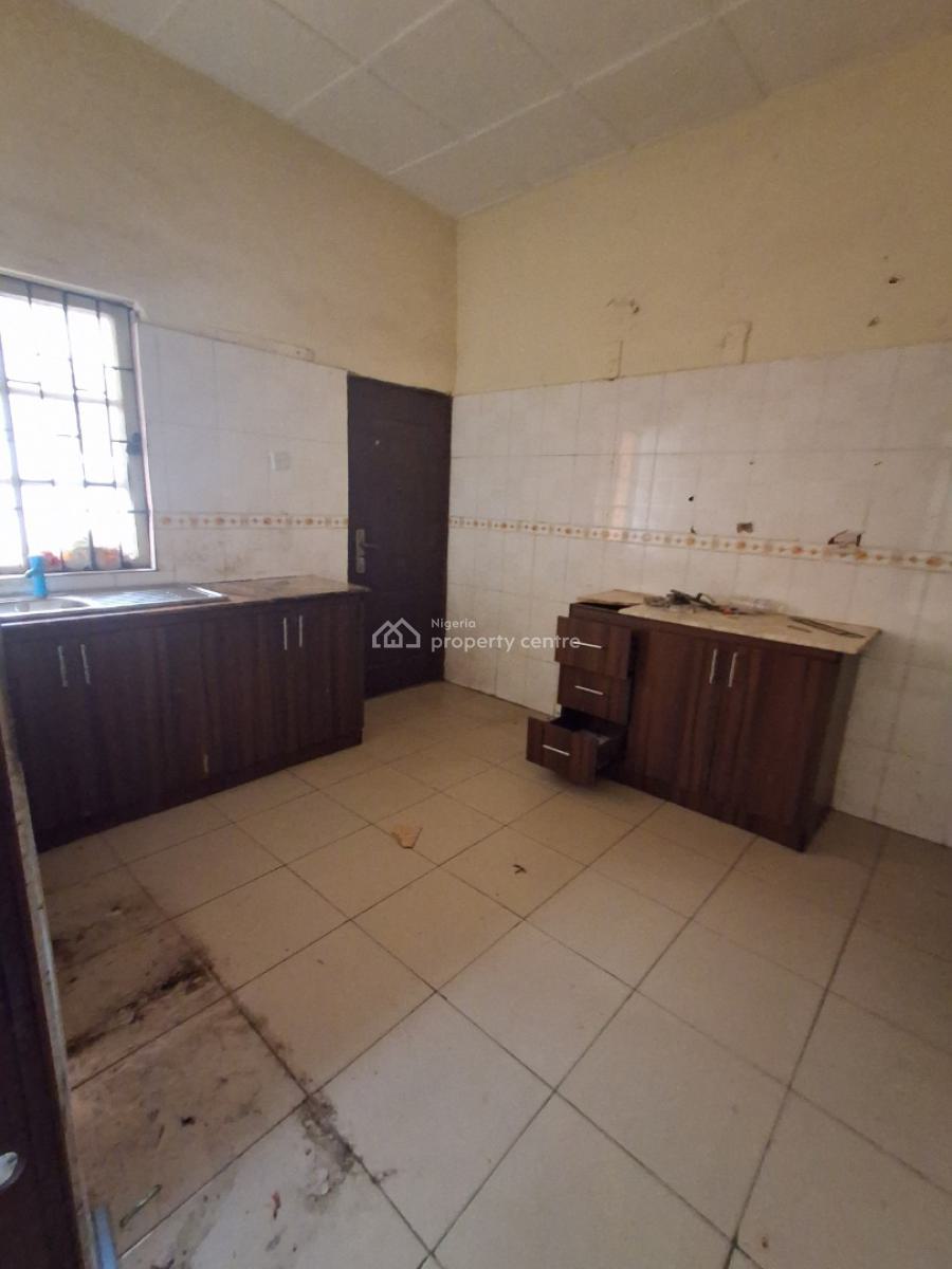Three Bedroom Apartment Upstairs, in an Estate, Badore, Ajah, Lagos, House for Rent