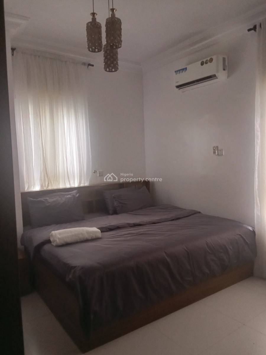 Fully Furnished and Serviced 2 Bedrooms Apartment, Lekki Phase 1, Lekki, Lagos, Flat / Apartment Short Let